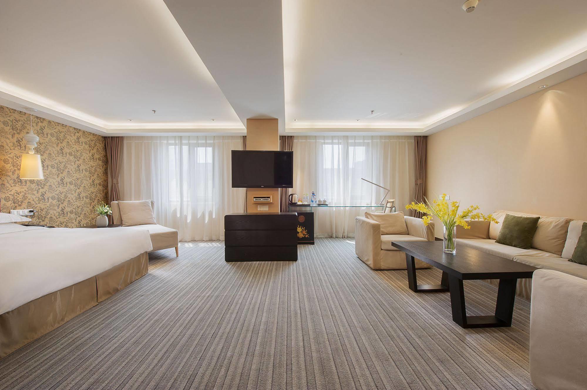 Traveler Inn-Hepingli Пекин Экстерьер фото