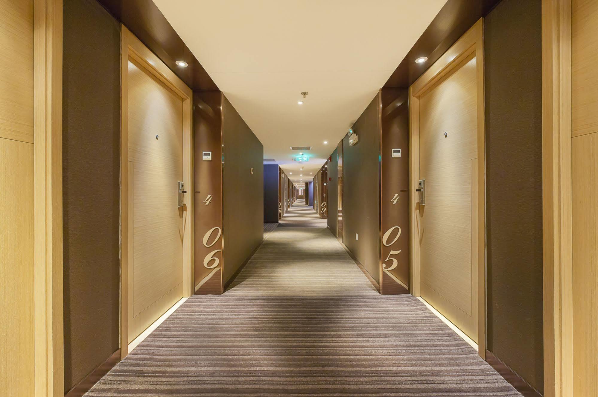 Traveler Inn-Hepingli Пекин Экстерьер фото